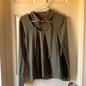 Round Neck Green Long Sleeve Top with Ties in the Front. Size M.